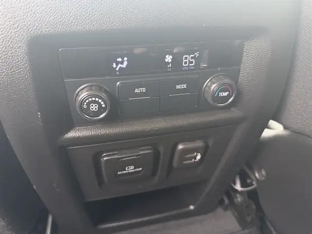 2021 Chevrolet Traverse AWD LT Leather