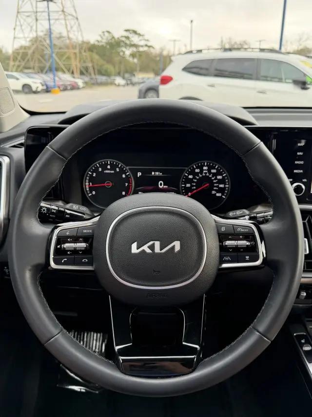 2023 Kia Sorento X-Line EX