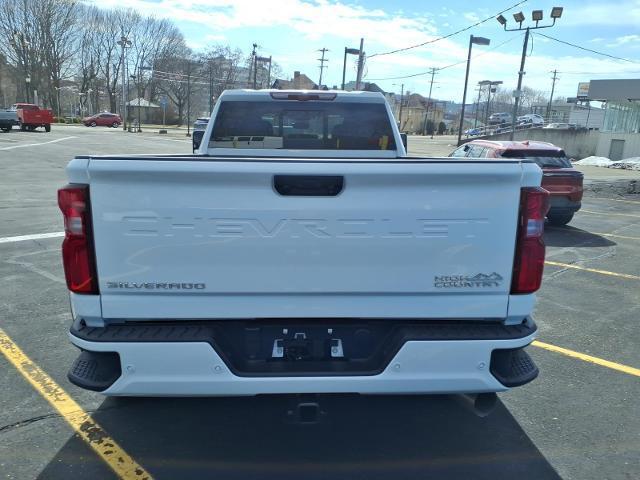 2026 Chevrolet Silverado 3500HD Crew Cab, Long Bed, High Country Dual Rear Wheel, RWD