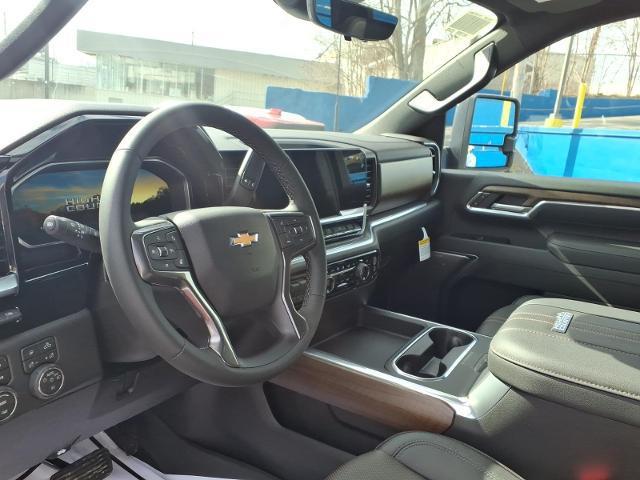 2026 Chevrolet Silverado 3500HD Crew Cab, Long Bed, High Country Dual Rear Wheel, RWD