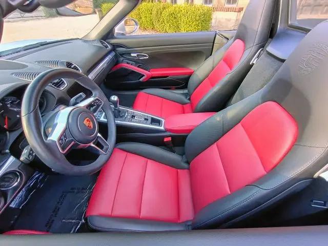 2024 Porsche 718 Boxster Style Edition