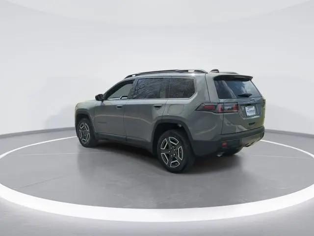2026 Jeep Cherokee Laredo 4x4