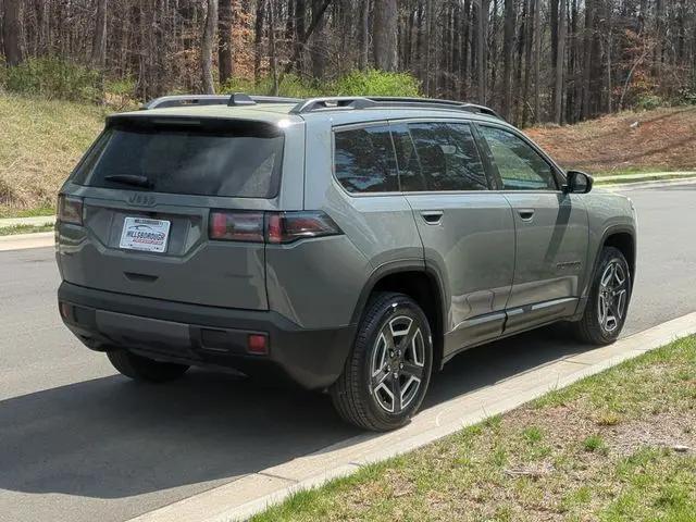 2026 Jeep Cherokee Laredo 4x4