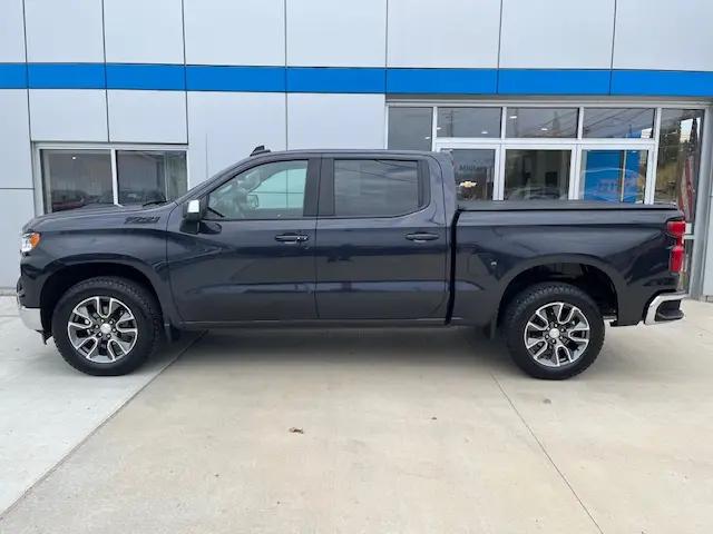 2023 Chevrolet Silverado 1500 4WD Crew Cab Standard Bed LT