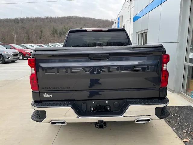 2023 Chevrolet Silverado 1500 4WD Crew Cab Standard Bed LT