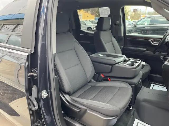 2023 Chevrolet Silverado 1500 4WD Crew Cab Standard Bed LT
