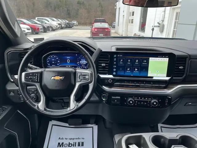 2023 Chevrolet Silverado 1500 4WD Crew Cab Standard Bed LT