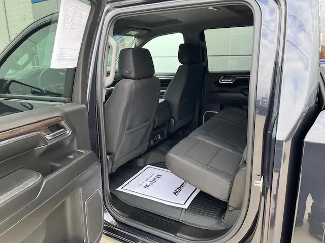 2023 Chevrolet Silverado 1500 4WD Crew Cab Standard Bed LT