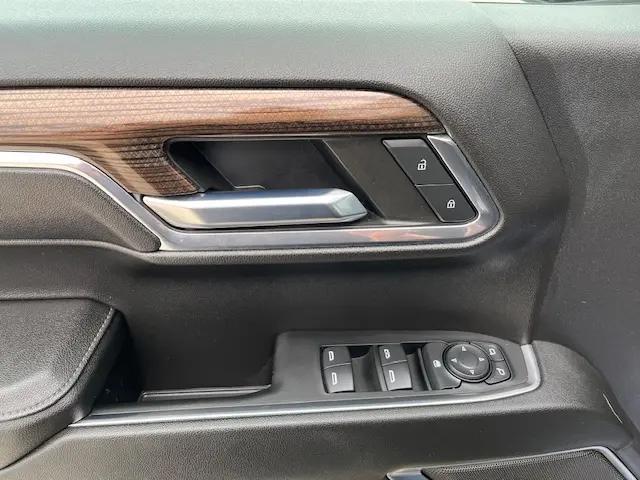 2023 Chevrolet Silverado 1500 4WD Crew Cab Standard Bed LT