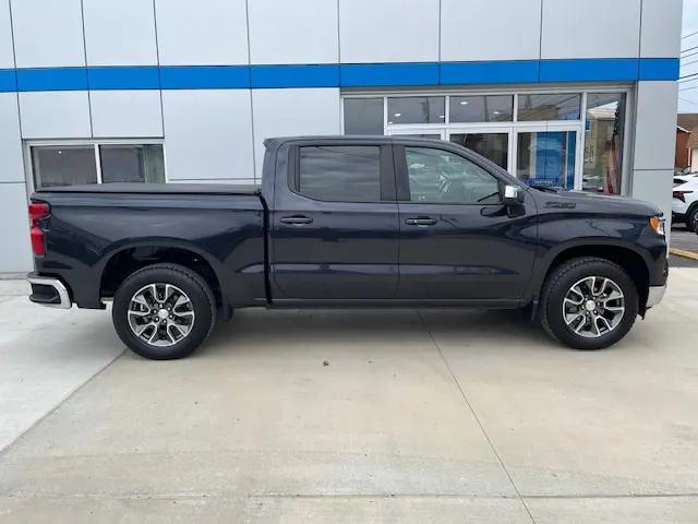 2023 Chevrolet Silverado 1500 4WD Crew Cab Standard Bed LT