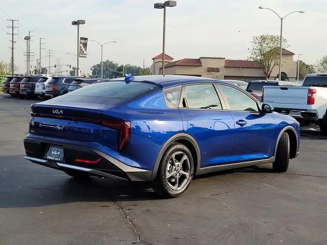 2026 Kia K4 LXS