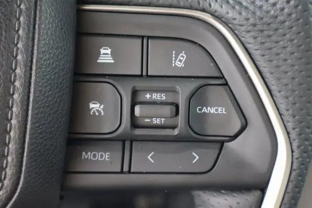2026 Toyota Tundra Limited CrewMax 5.5' Bed