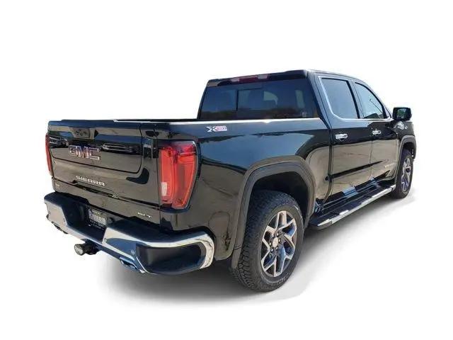 2026 GMC Sierra 1500 Crew Cab, Short Bed, SLT, 4WD