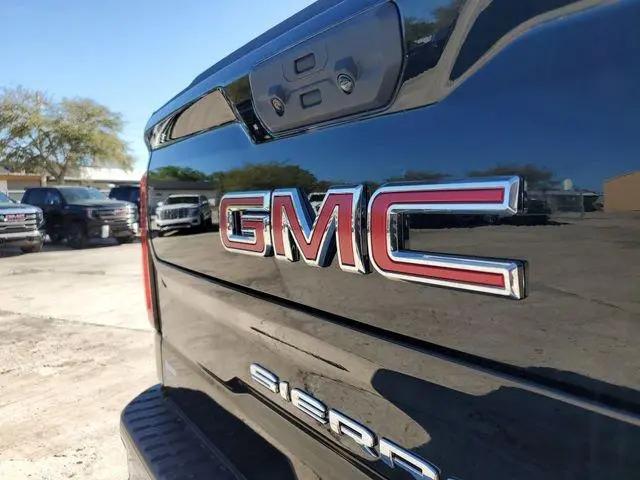 2026 GMC Sierra 1500 Crew Cab, Short Bed, SLT, 4WD