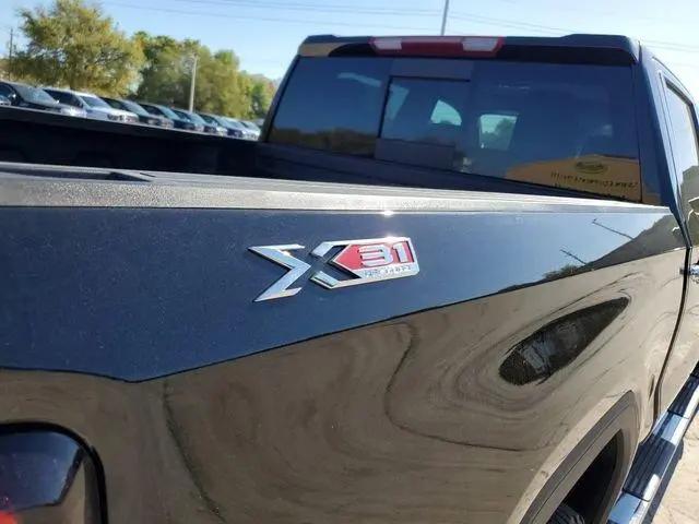 2026 GMC Sierra 1500 Crew Cab, Short Bed, SLT, 4WD