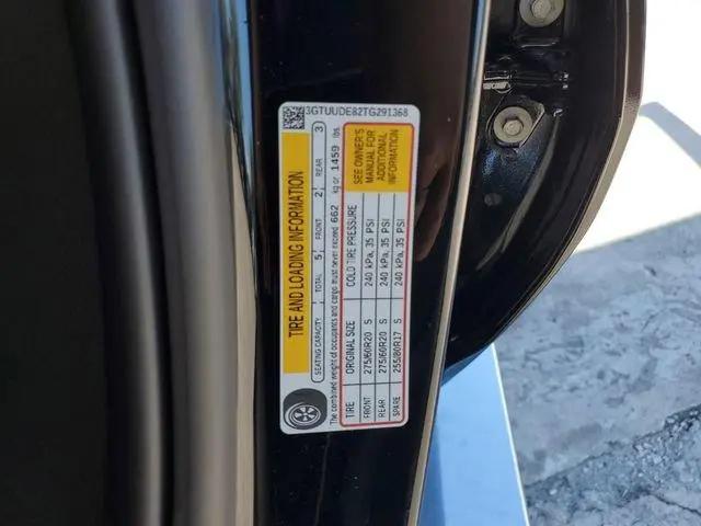 2026 GMC Sierra 1500 Crew Cab, Short Bed, SLT, 4WD