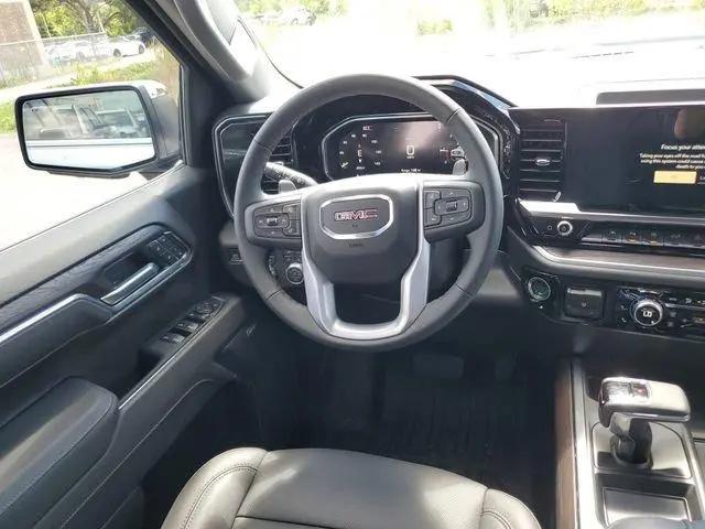 2026 GMC Sierra 1500 Crew Cab, Short Bed, SLT, 4WD