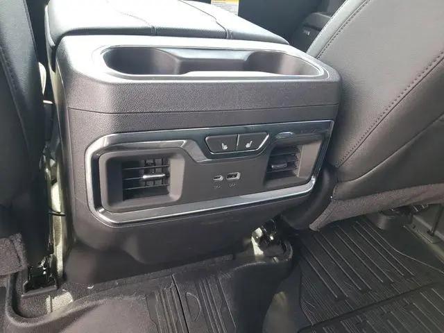 2026 GMC Sierra 1500 Crew Cab, Short Bed, SLT, 4WD