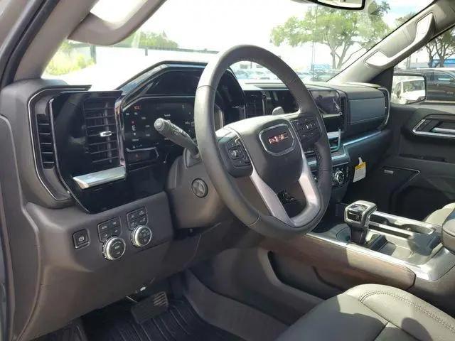 2026 GMC Sierra 1500 Crew Cab, Short Bed, SLT, 4WD