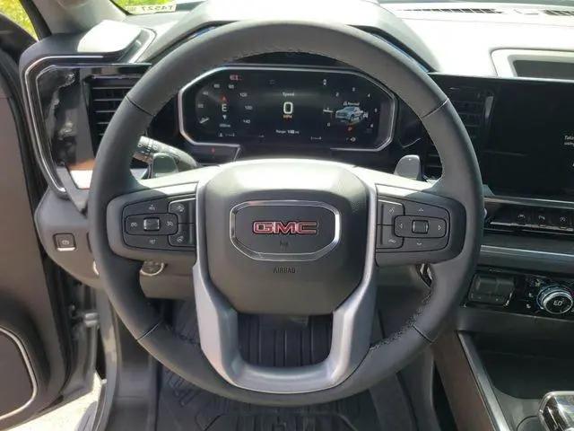 2026 GMC Sierra 1500 Crew Cab, Short Bed, SLT, 4WD