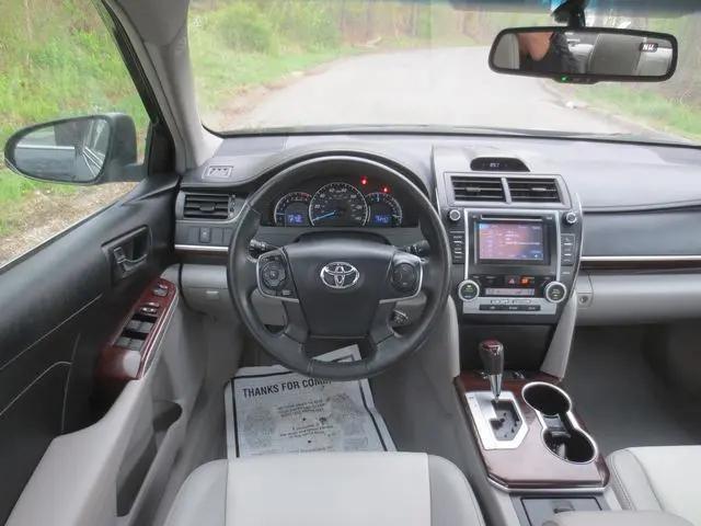 2013 Toyota Camry SE V6