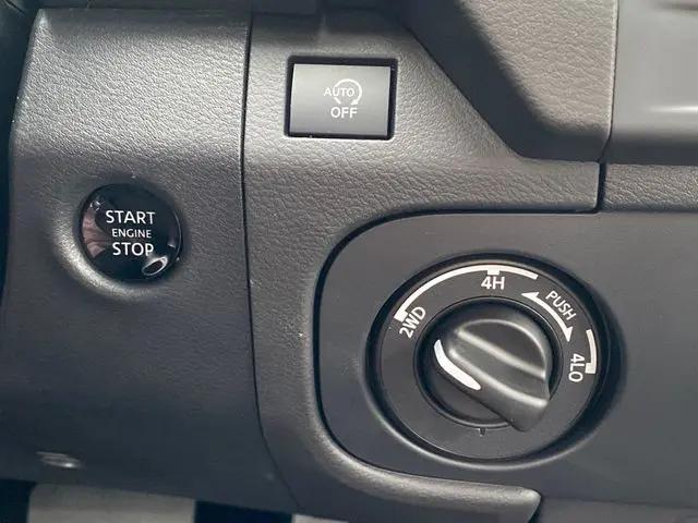 2026 Nissan Frontier Crew Cab PRO-4X 4x4