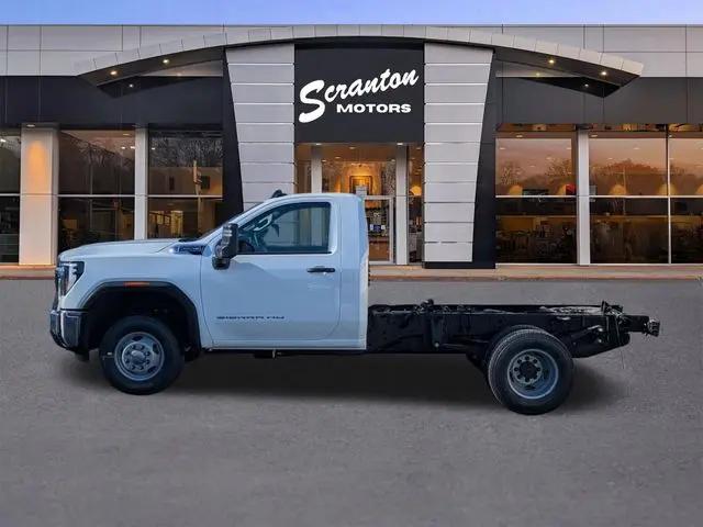 2026 GMC Sierra 3500HD Pro