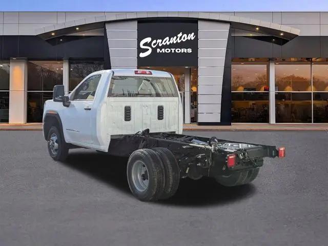2026 GMC Sierra 3500HD Pro
