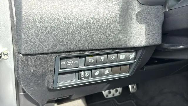2025 Toyota Sequoia SR5