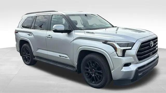 2025 Toyota Sequoia SR5