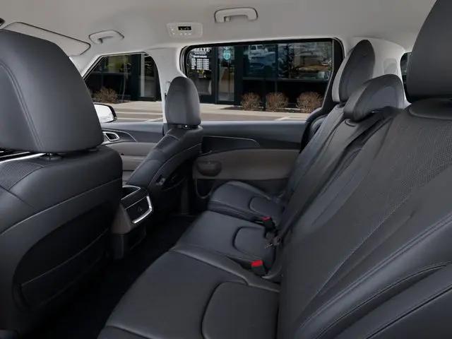 2026 Kia Carnival MPV LXS