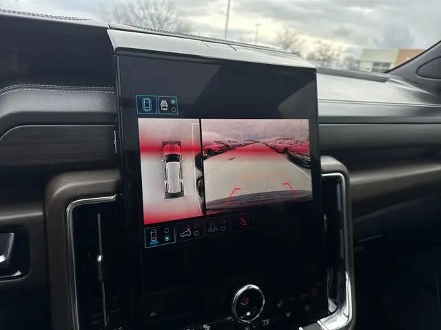 2025 GMC Yukon Denali Ultimate 4WD