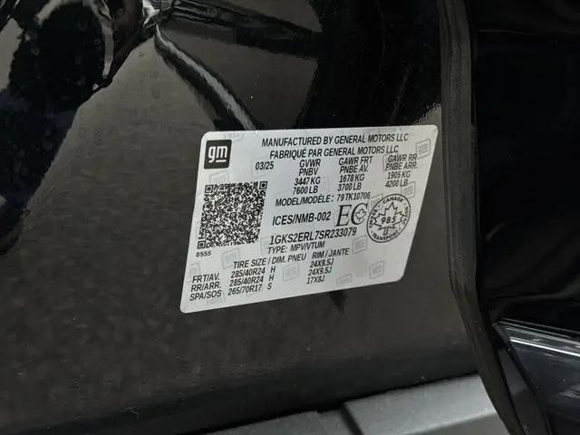 2025 GMC Yukon Denali Ultimate 4WD
