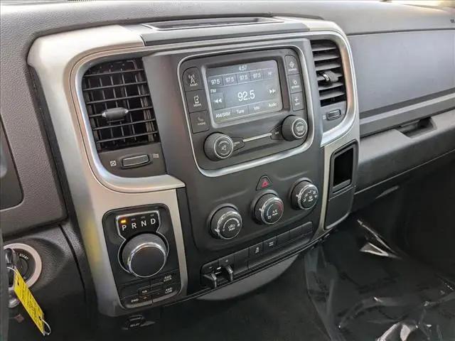 2017 Ram 1500 SLT