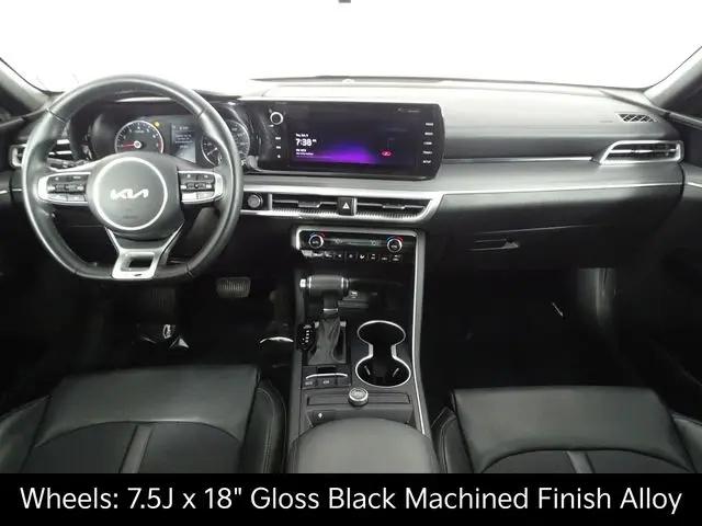 2022 Kia K5 GT-Line