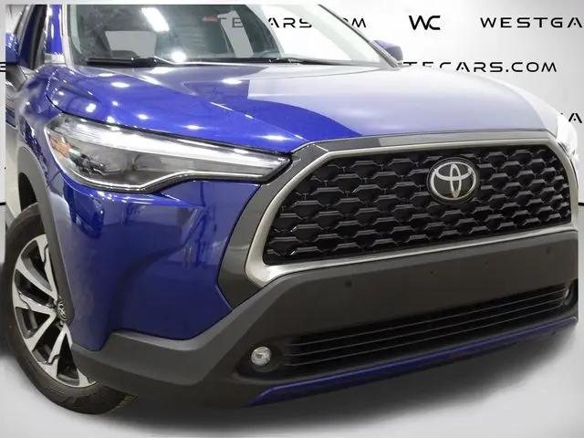 2022 Toyota Corolla Cross XLE