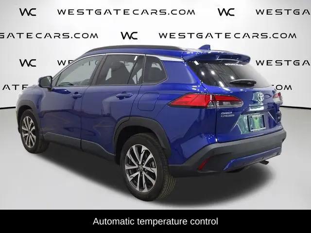 2022 Toyota Corolla Cross XLE