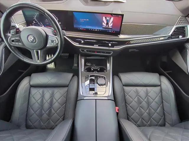 2024 BMW X5 M60i