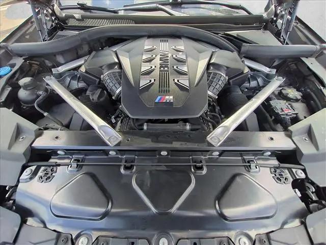 2024 BMW X5 M60i