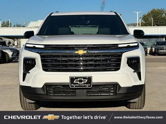 2026 Chevrolet Traverse FWD LT
