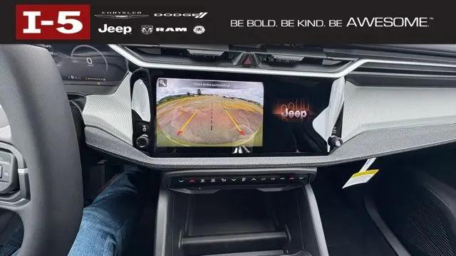 2026 Jeep Cherokee Laredo 4x4