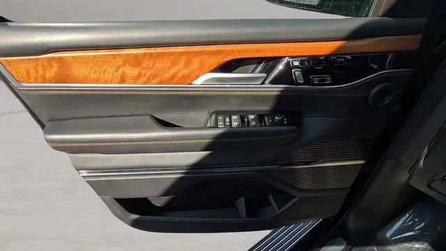 2024 Jeep Grand Wagoneer L Series III 4x4