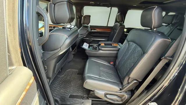 2024 Jeep Grand Wagoneer L Series III 4x4
