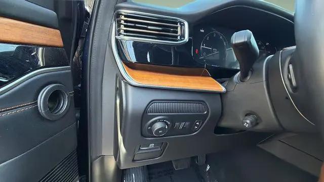 2024 Jeep Grand Wagoneer L Series III 4x4