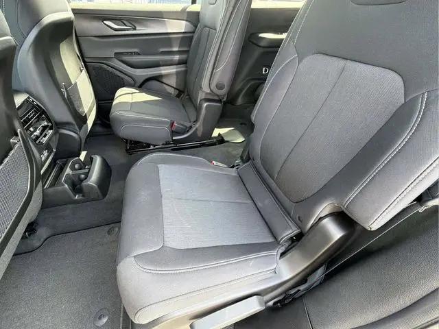 2026 Jeep Grand Cherokee L Altitude 4x2