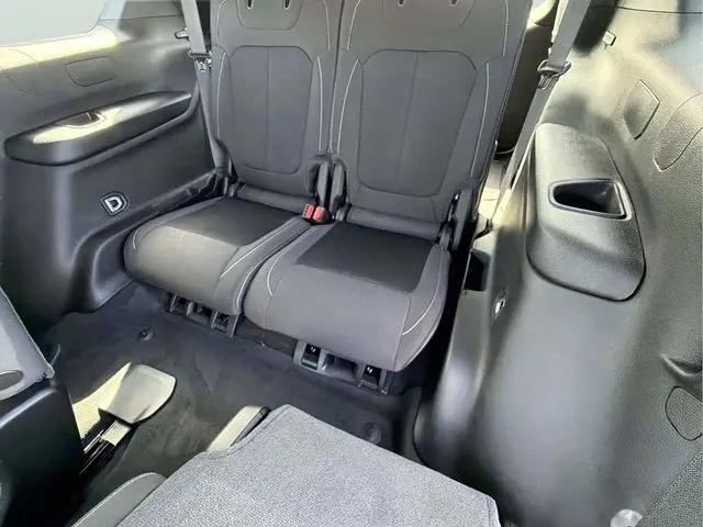 2026 Jeep Grand Cherokee L Altitude 4x2