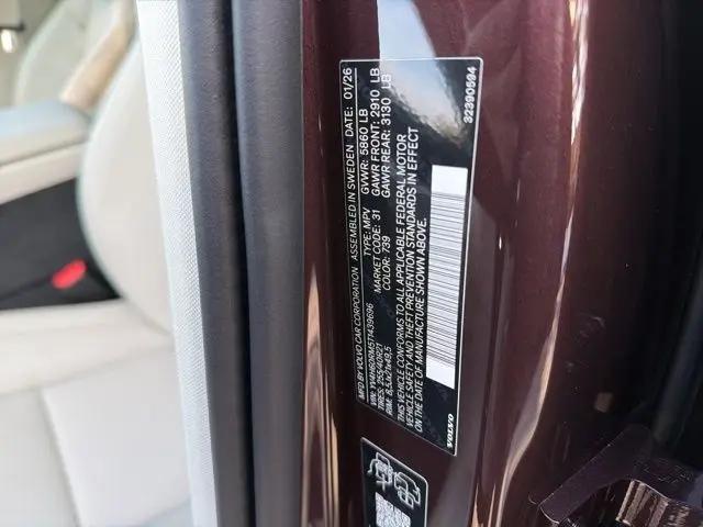 2026 Volvo XC60 Plug-In Hybrid Ultra, T8 AWD Electric/Gasoline, Dark