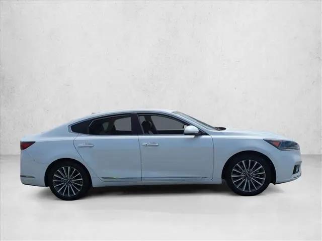 2019 Kia Cadenza Premium