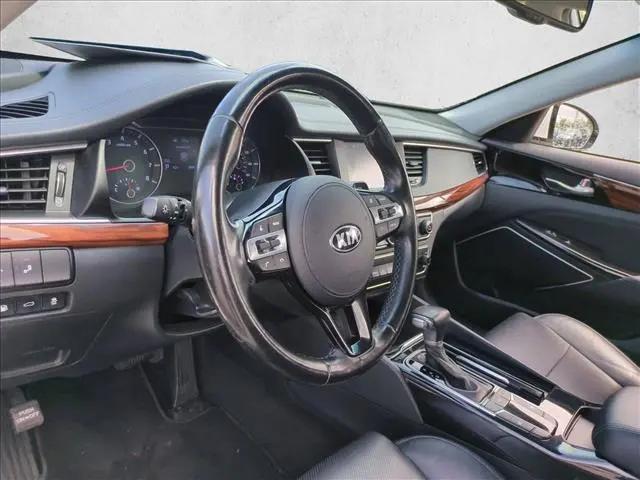 2019 Kia Cadenza Premium