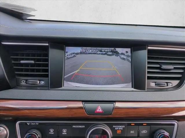 2019 Kia Cadenza Premium